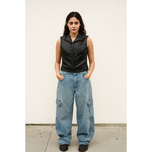 Vintage Leather Y2K Moto Biker Vest Grunge 90s Top Full Zip Medium Layering - Picture 1 of 12